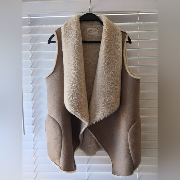 Velvet by Graham & Spencer Jackets & Blazers - Velvet by Graham & Spencer Faux Fur Sherpa Open Front Vest
